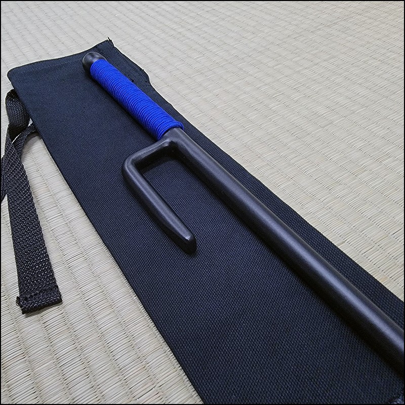 Jutte 5 - Black finish with blue cord