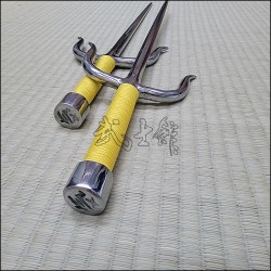 Sai 1 - Stainless steel polished finish with yellow cord