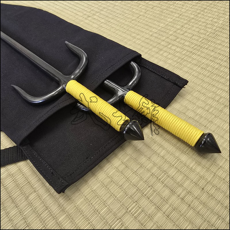 Sai 4 - Natural finish with yellow cord Sai 4 - Natural finish with yellow cord