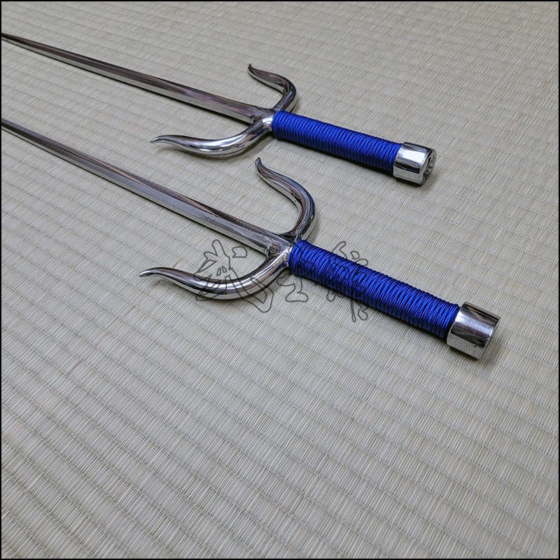 Sai 1 - Polished finish with blue cord