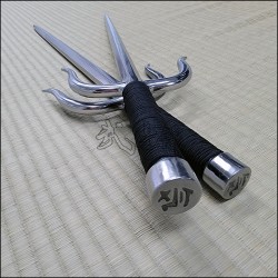 Sai 1 - Stainless steel polished finish with black cord