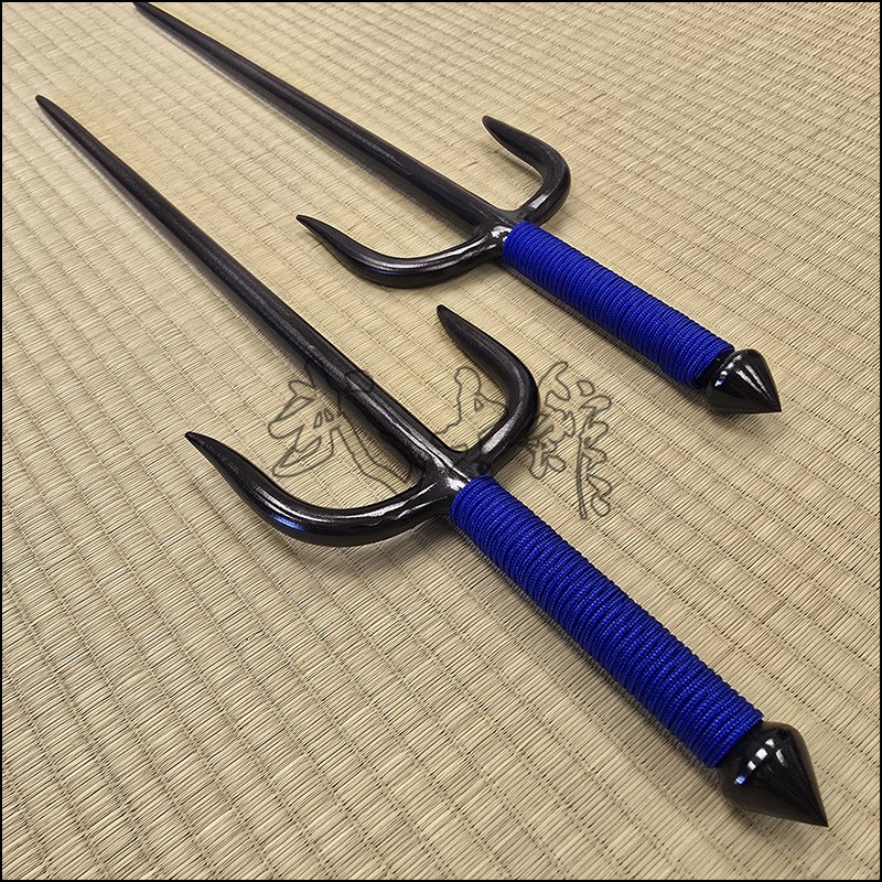 Sai 4 - Natural finish with blue cord