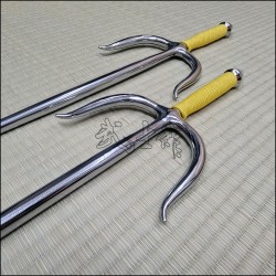 Sai 5 - Polished finish with yellow cord