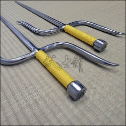 Sai 8 - Polished finish with yellow cord